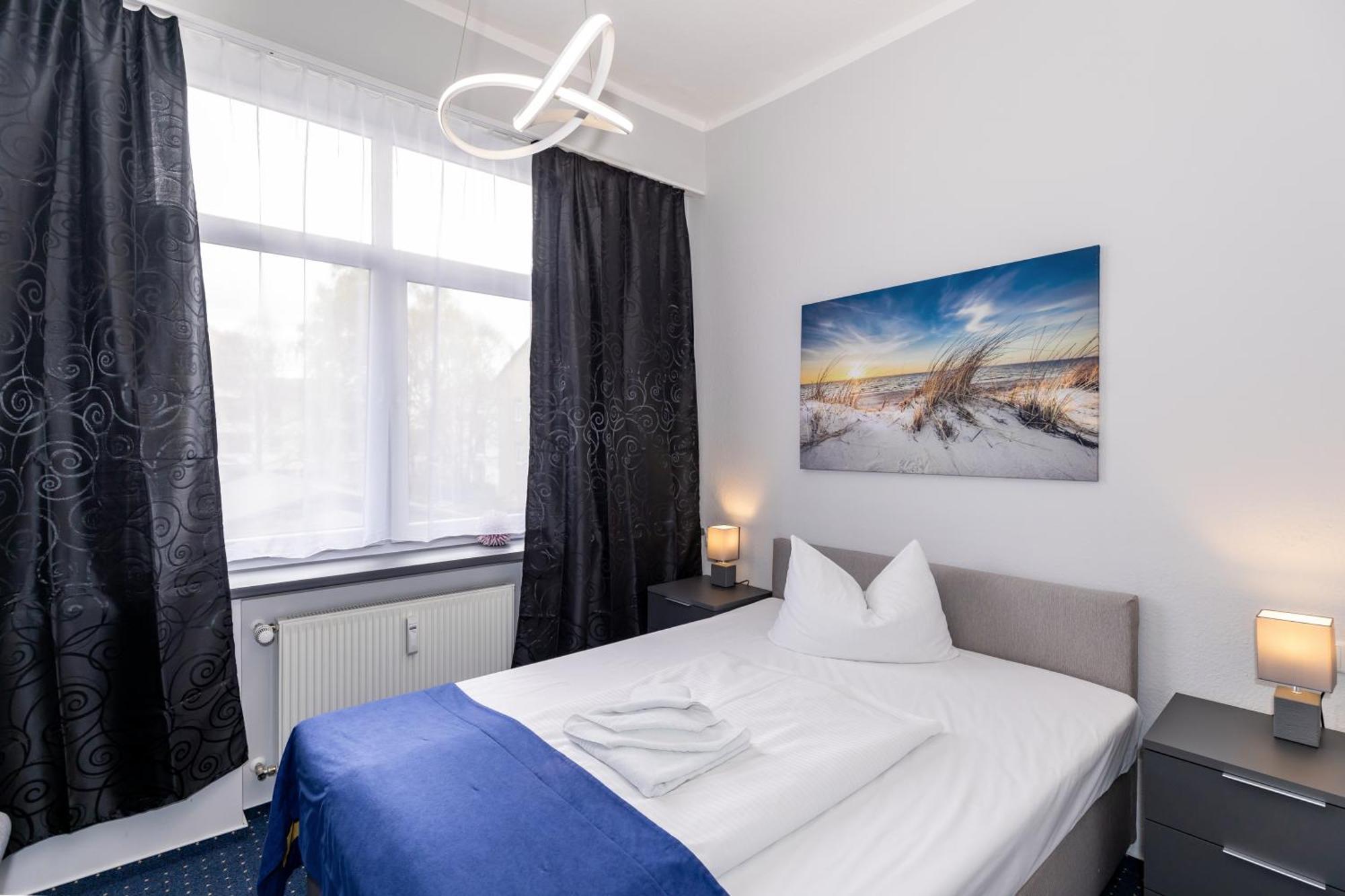 Hotel Zur Traube Kuehlungsborn Luaran gambar